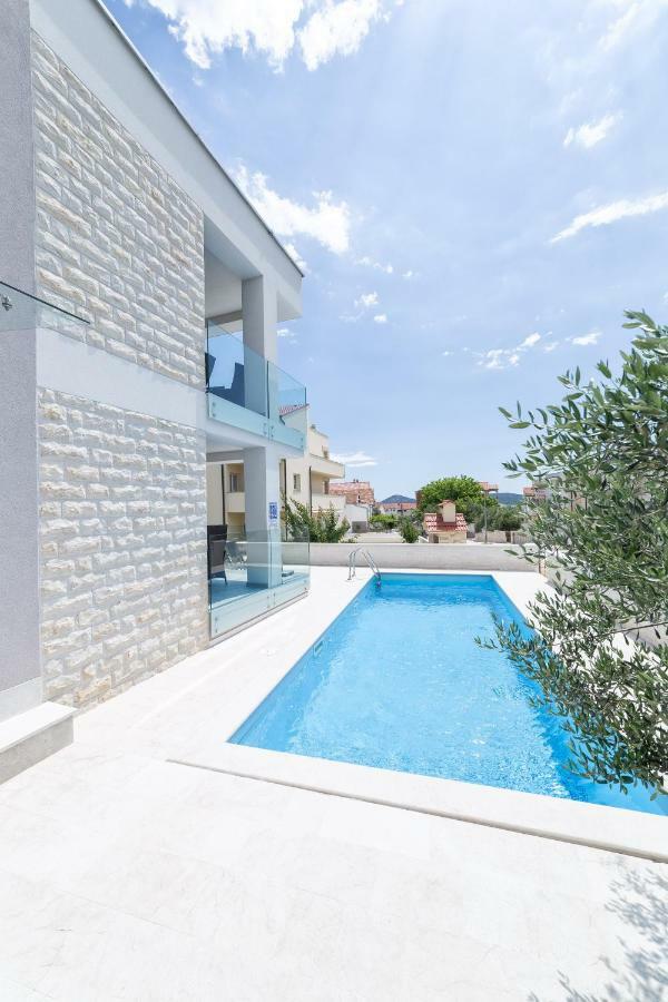 Apartments M&L Vodice Eksteriør bilde